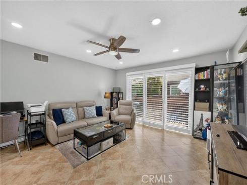 1062 Cabrillo Park D , Santa Ana, CA