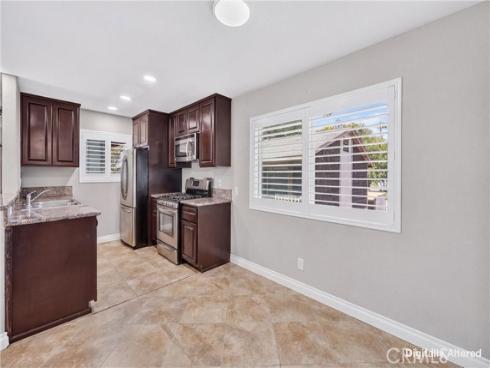 1062 Cabrillo Park D , Santa Ana, CA