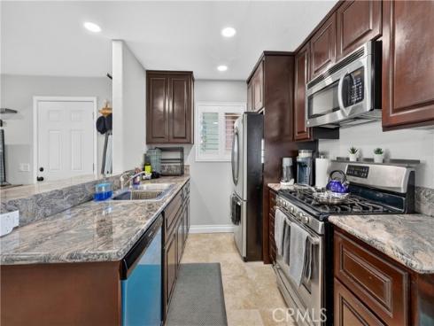 1062 Cabrillo Park D , Santa Ana, CA