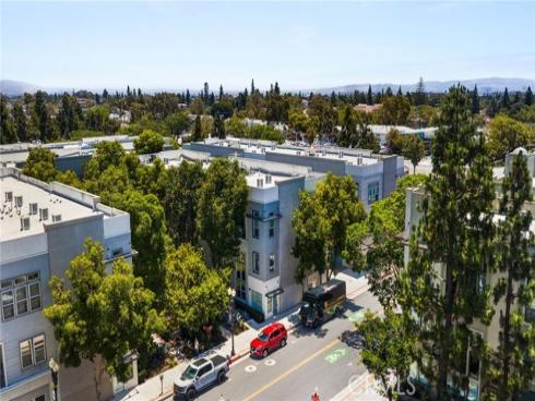 223 N Bush  , Santa Ana, CA