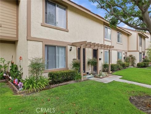 2971  Bradford  D , Santa Ana, CA
