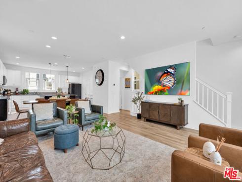 924 E 3rd Street, Santa Ana, CA
