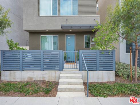 924 E 3rd Street, Santa Ana, CA