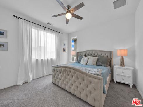 924 E 3rd Street, Santa Ana, CA