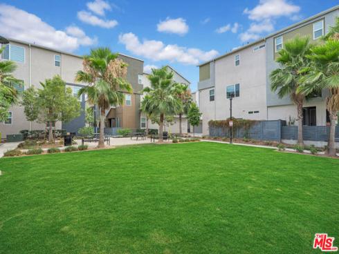 924 E 3rd   Street, Santa Ana, CA