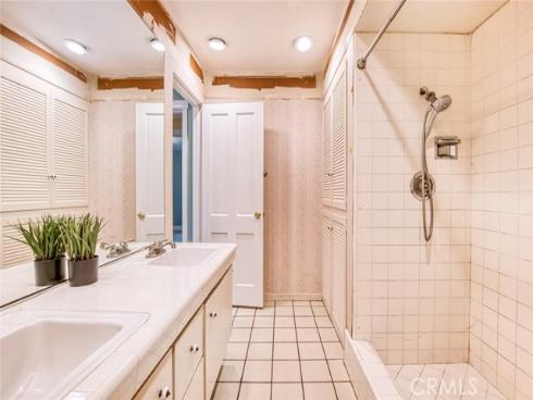 1192 Foothill Boulevard, Santa Ana, CA