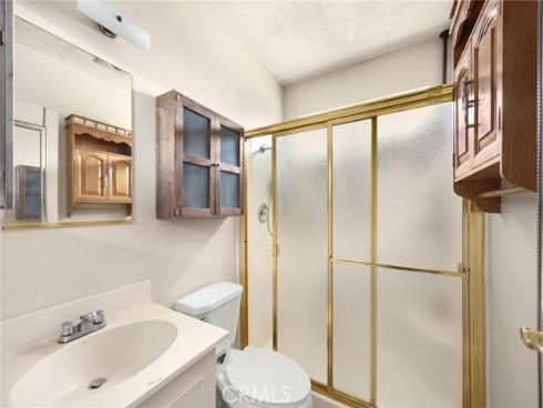 1517 W Borchard Avenue, Santa Ana, CA