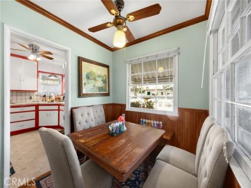 1517 W Borchard Avenue, Santa Ana, CA