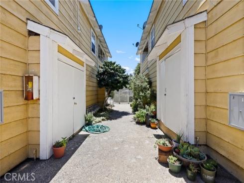 711 N Lacy D Street, Santa Ana, CA