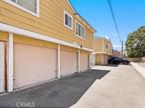 711 N Lacy D Street, Santa Ana, CA