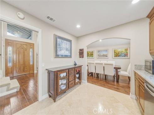 2909 S Diamond Street, Santa Ana, CA