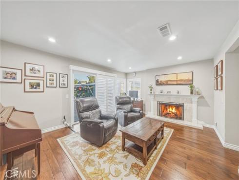 2909 S Diamond Street, Santa Ana, CA