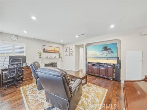 2909 S Diamond Street, Santa Ana, CA