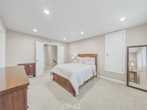 2909 S Diamond Street, Santa Ana, CA
