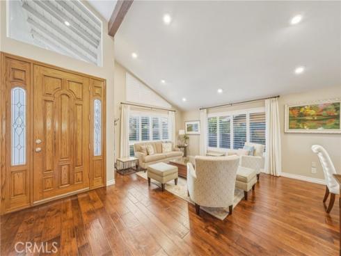 2909 S Diamond Street, Santa Ana, CA