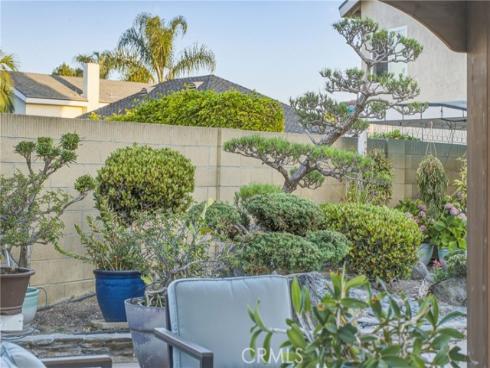 2909 S Diamond Street, Santa Ana, CA
