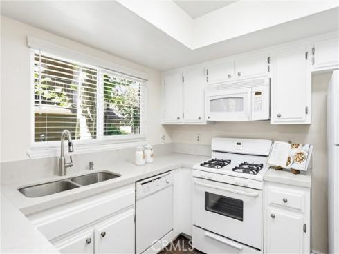 4201 West 5th Street 105 , Santa Ana, CA