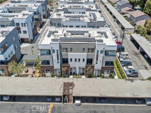 633 S Lyon St , Santa Ana, CA
