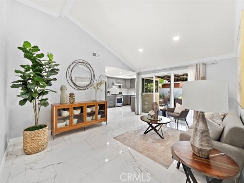 210 W Alton Avenue, Santa Ana, CA