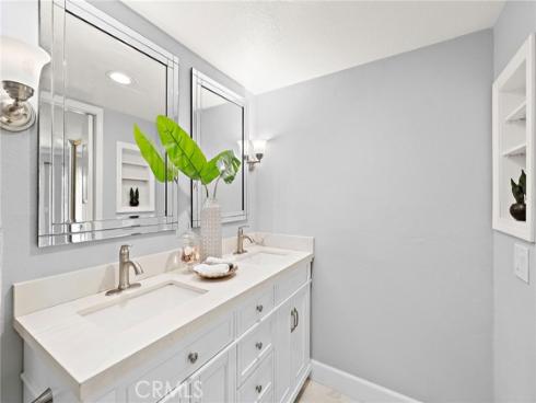 210 W Alton Avenue, Santa Ana, CA