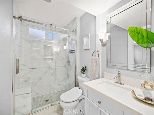 210 W Alton Avenue, Santa Ana, CA