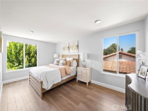 210 W Alton Avenue, Santa Ana, CA