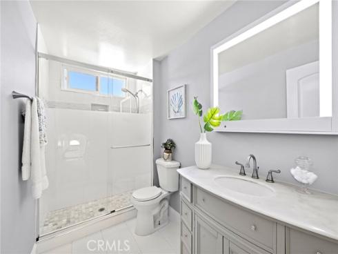 210 W Alton Avenue, Santa Ana, CA
