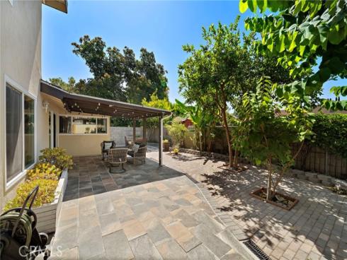 210 W Alton Avenue, Santa Ana, CA