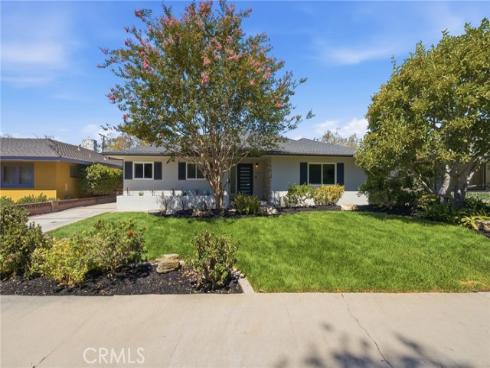2116 Freeman