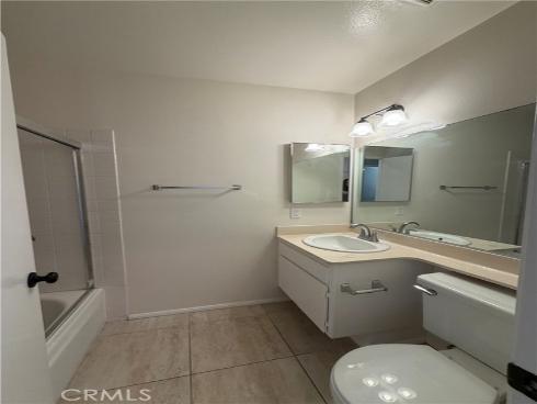 2624 N Tustin D Avenue, Santa Ana, CA