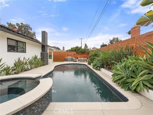 2422 S Salta   Street, Santa Ana, CA