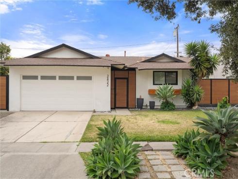 2422 S Salta   Street, Santa Ana, CA