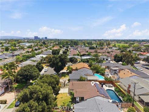 2422 S Salta   Street, Santa Ana, CA