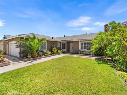 2118  Peachwood   Lane, Santa Ana, CA
