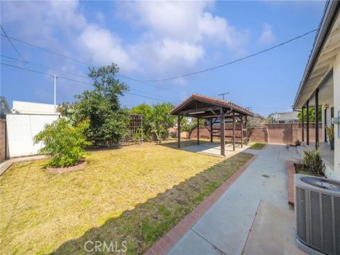 1610 N Linwood  , Santa Ana, CA