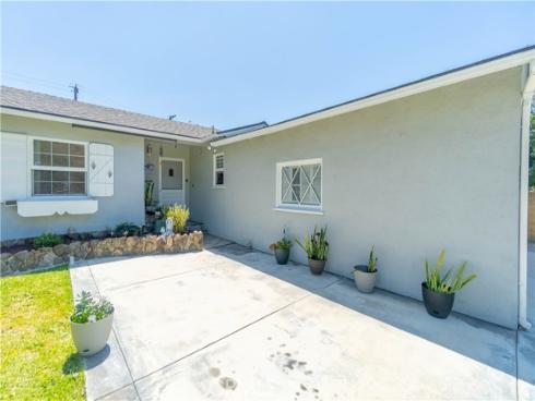 2501 Deodar , Santa Ana, CA