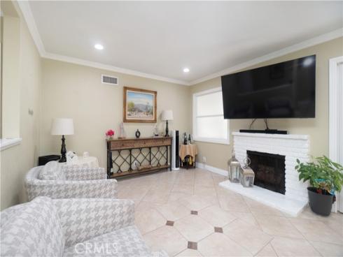 2501 Deodar , Santa Ana, CA