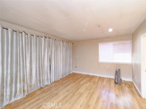 1217 S Huron , Santa Ana, CA