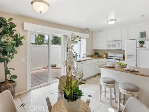 2515 S. Laurelwood , Santa Ana, CA