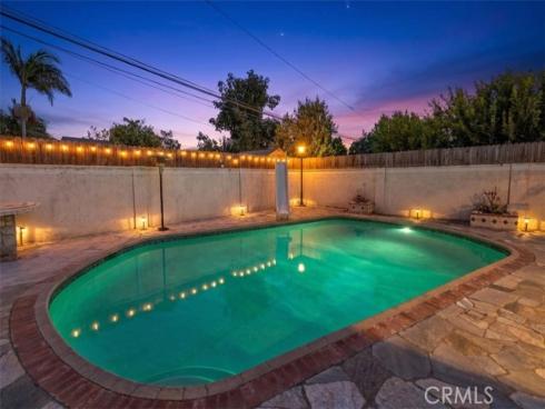 1401 S Joane   Way, Santa Ana, CA