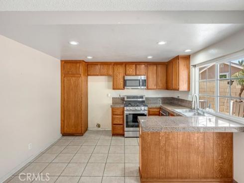 1610 S Joane Way, Santa Ana, CA