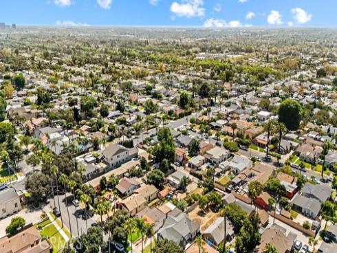 405 W Mcfadden  , Santa Ana, CA