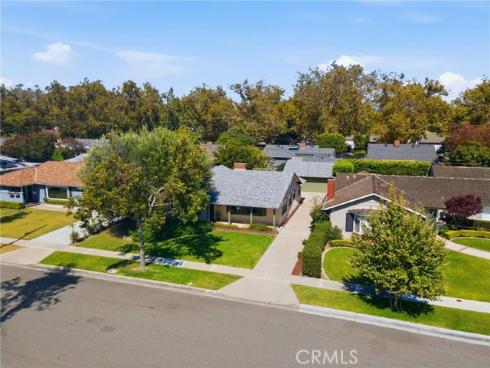 2309 N Louise  , Santa Ana, CA