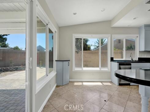 902 W Alpine , Santa Ana, CA
