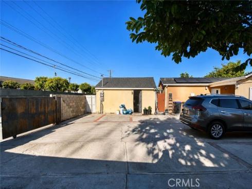 1329 W Mcfadden , Santa Ana, CA