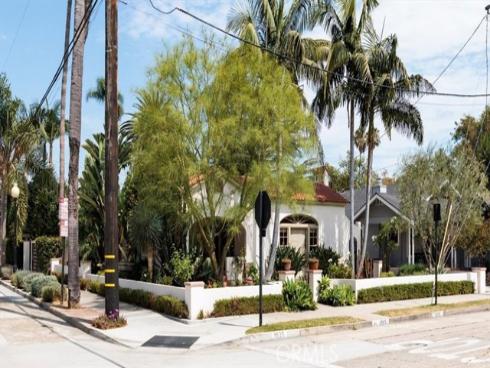 1825 N Ross , Santa Ana, CA