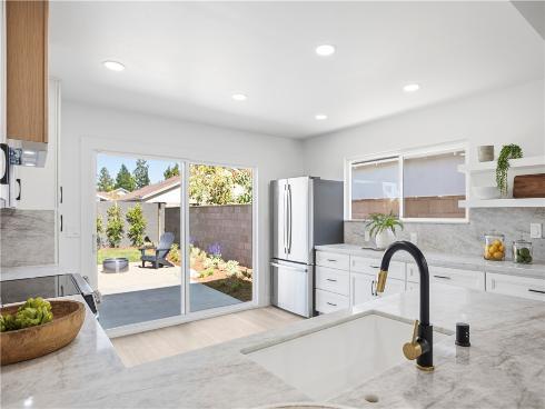 3209 S Diamond , Santa Ana, CA
