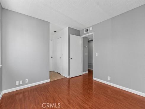 4201 W 5th 311 Street, Santa Ana, CA