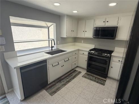 1913 W Wakeham , Santa Ana, CA