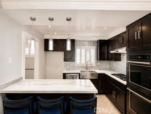 2606 S Poplar  , Santa Ana, CA